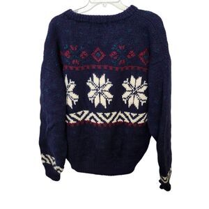 Embassy Row Special Edition Hand Knit 100% worsted wool‎ LG